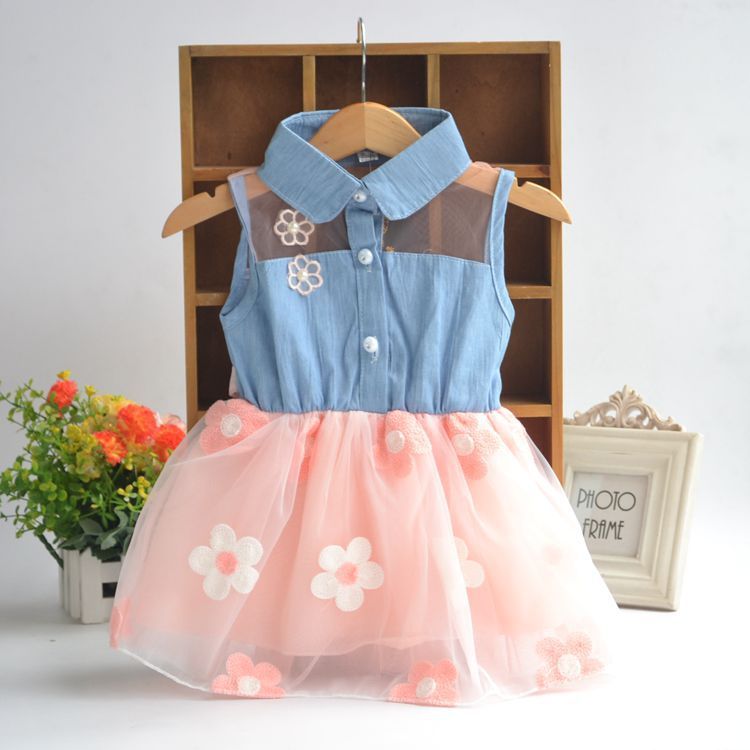 Summer girls wear denim skirt